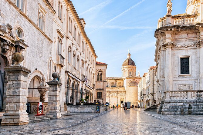 Private Transfer from Split to Dubrovnik with 2 hours for sightseeing - Door-to-door pickup in Split, and where you actually land in Dubrovnik