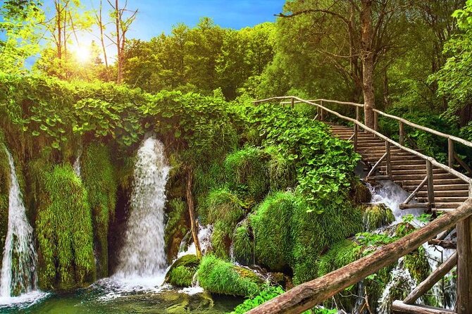 Private Transfers to Krka Waterfalls & Game of Thrones Castle - Timing That Helps: Crowds, Light, and Rain Backup