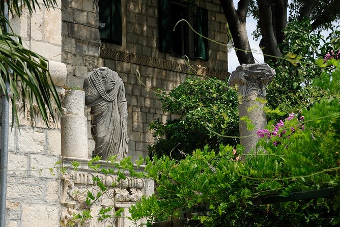 Salona & Amphitheater - Private guided tour - Admission incl. - Stop 1: Ancient Salona and the City That Got Wiped Out