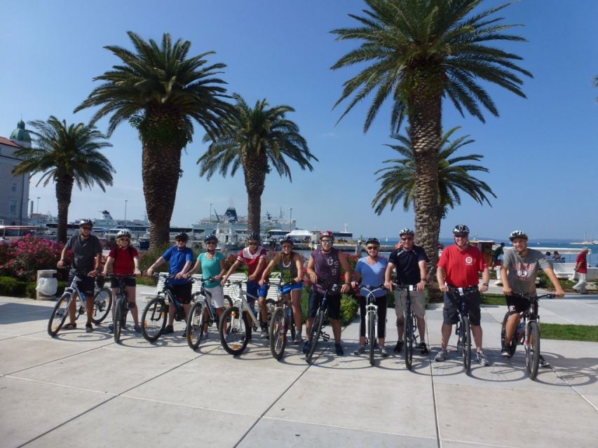 Split 3-Hour Guided Bike Tour - First pedal steps: where you meet and how the ride begins