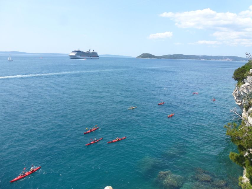 Split 4-Hour Guided Sea Kayak Tour - Sustipan Cliff: 40 meters above the sea and a choice moment for brave types