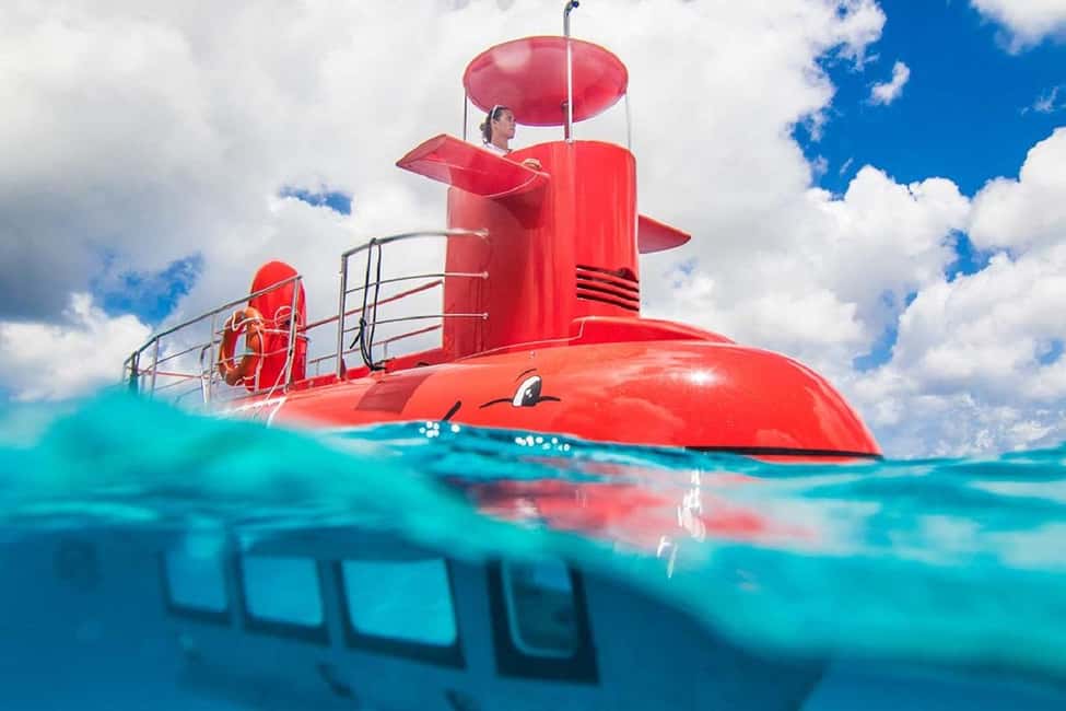 Split: 45-minute Semi-Submersible Submarine Trip - Day vs night in Split: when underwater lights change the experience
