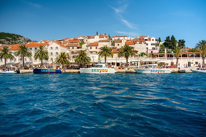 Split Airport to Hvar by Private Boat For 12 - The dock handoff: getting on the water quickly
