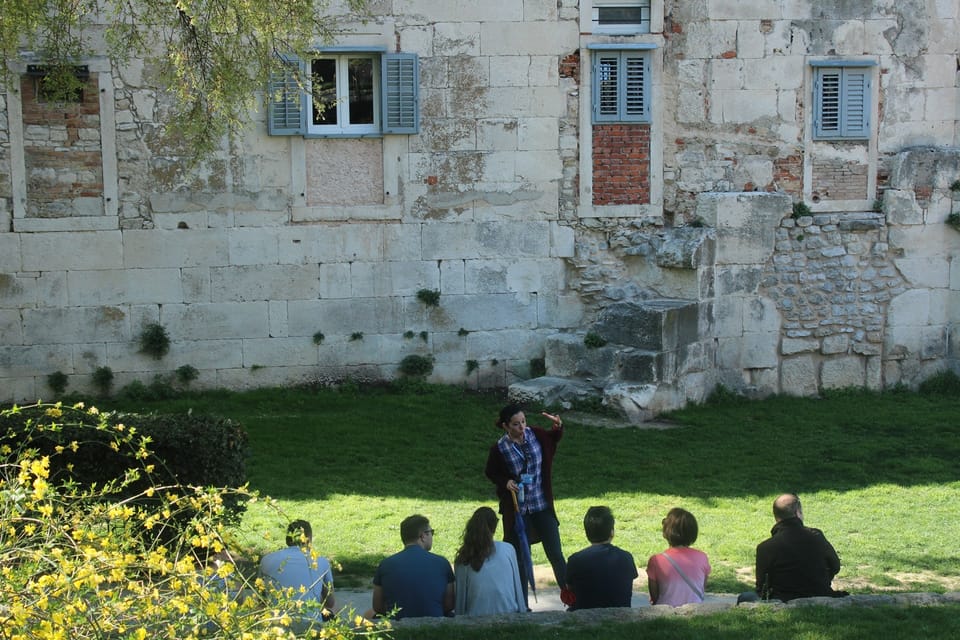 Split and Trogir Half Day Tour from Cruise Ships - Trogir’s UNESCO old town: one guide, one hour free, and a smart way to see it