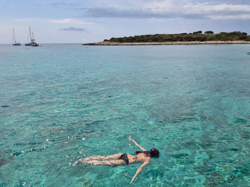 Split: Bisevo, Vis, and Hvar Boat Tour with Snorkel Stops - Weather Reality: When the Blue Cave Isn’t Accessible