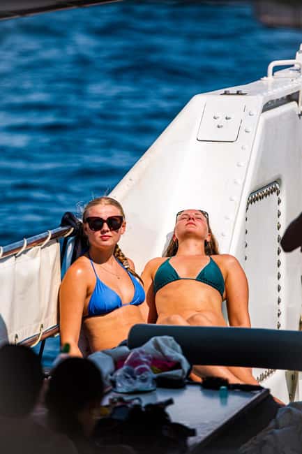 Split: Blue Lagoon, 3Islands, Boat Trip, Mediterranean lunch - From Split to island time: how the day actually flows