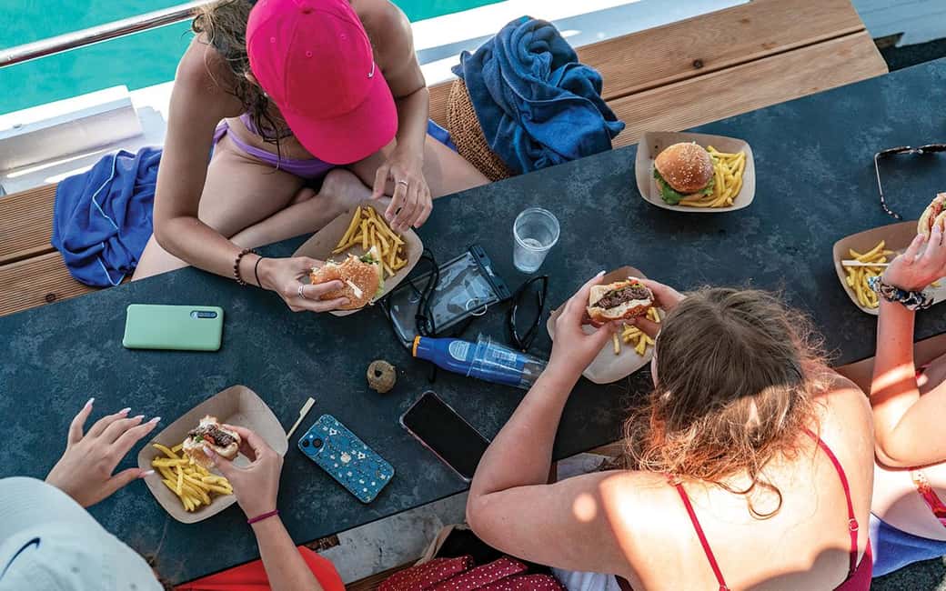 Split: Blue Lagoon and 3 Island Cruise with Food and Drinks - Snorkeling gear and what you’re actually getting
