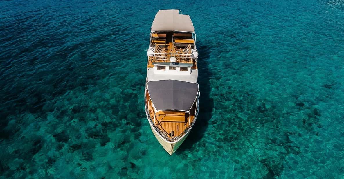 Split: Blue Lagoon and 3 Island Cruise with Food and Drinks - Šolta island time and the Nečujam shipwreck swim