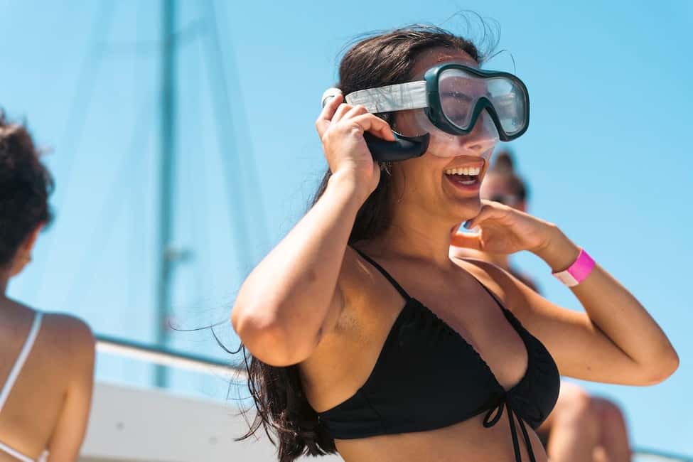 Split: Blue Lagoon and 3 Islands Speedboat Tour - The Speedboat Ride Experience: Views, Music, and Wind Reality