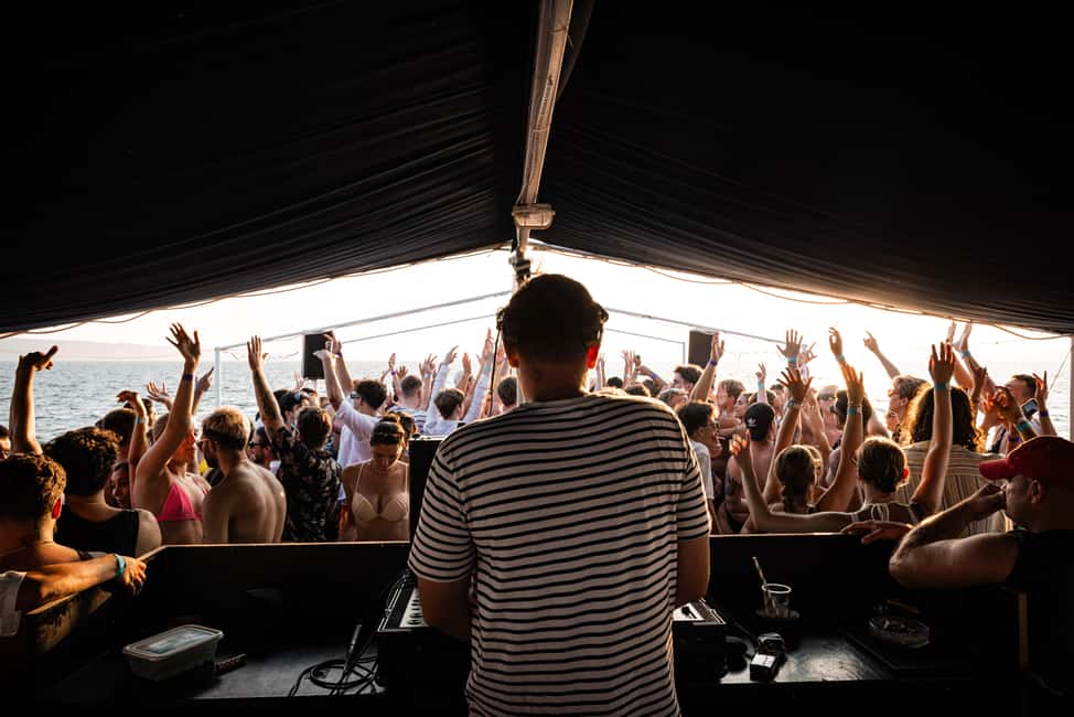 Split: Blue Lagoon Boat Party with DJs, Shots & After Party - Split’s Blue Lagoon Boat Party: the scene in one day