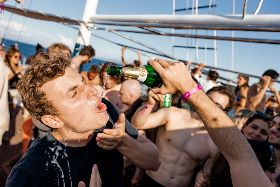 Split: Blue Lagoon Boat Party with DJs, Shots & After Party - The two-deck cruise around Split: music plus views