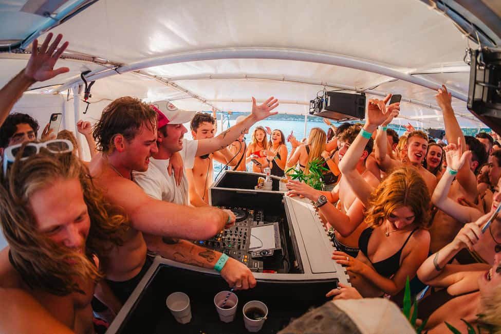 Split: Blue Lagoon Boat Party with Slide, Dj and After Party - Morning-to-afternoon cruise rhythm: what the first yacht time feels like