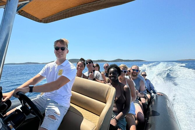 Split: Blue Lagoon, Hvar, Brač, 6 Islands Boat Tour - Small Group - Stop 3: Pakleni Islands and Carpe Diem Beach swim break (1 hour)