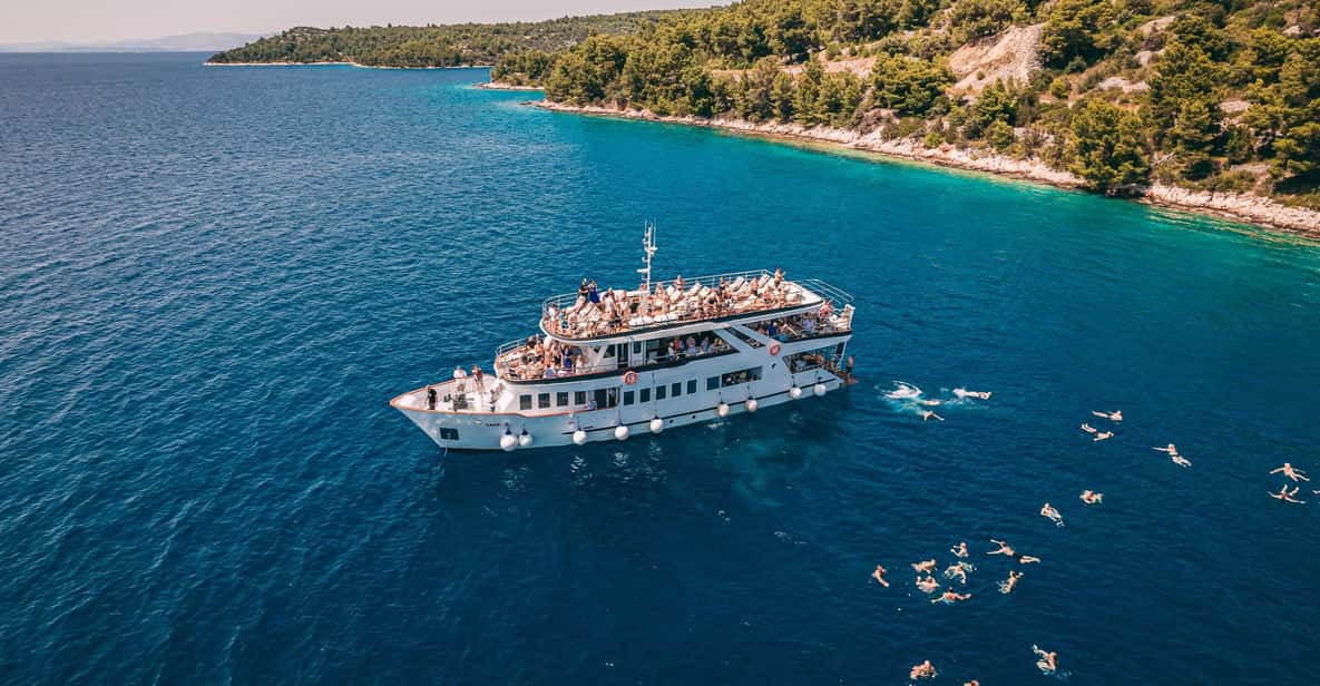 Split: Blue Lagoon, Shipwreck and Šolta with Food and Drinks - Price and value: why $74 feels fair for this day