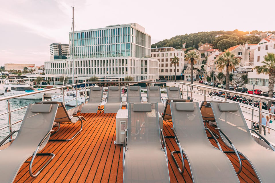 Split: Blue Lagoon, Shipwreck and Šolta with Food and Drinks - Comfort and logistics: seats, shade, and keeping the day easy