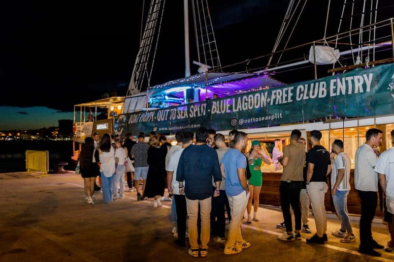 Split: Boat Crawl with Nightclub Access, Shots, & Boat Party - Why This 4-Hour Split Boat Crawl Feels Like a Full Night Out