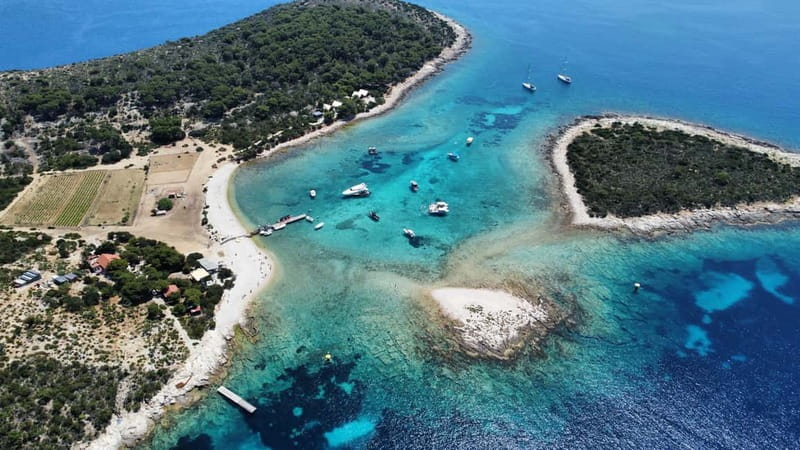 Split: Boat Tour to Blue Cave, Vis, Blue Lagoon, Hvar, Brač - Hvar on foot: old streets, walls, and real break time