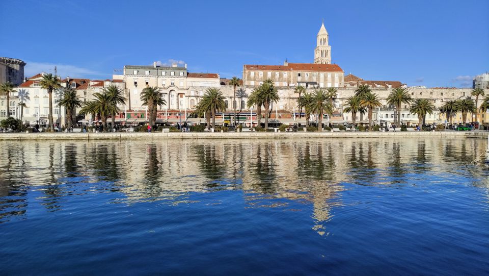Split: city center private walking tour 2 h - Waterfront wrap-up at Riva: finish while the city is still moving