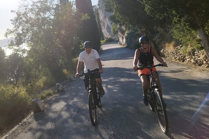Split City Electric Bike Tour - Group size, guides, and the photo-friendly style of the ride