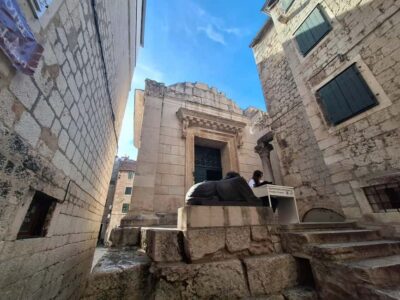 Split: City Walking Tour w/ Game of Thrones Locations - Riva and the palace core: why the route works