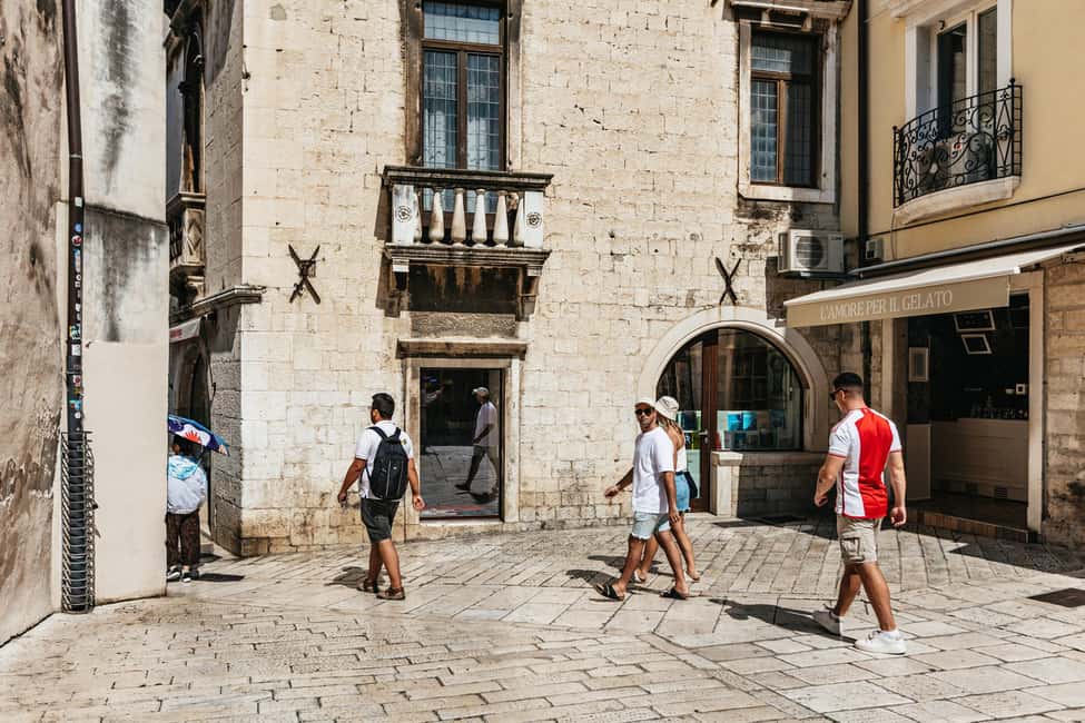 Split: Diocletian Palace & Old Town Guided Walking Tour - Value for $17: what you get in under an hour
