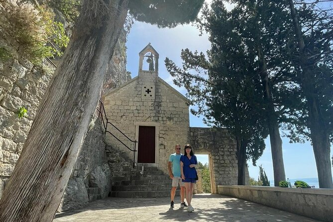 Split E-bike tour - Riva Harbor: seeing Diocletian’s Palace walls from the south