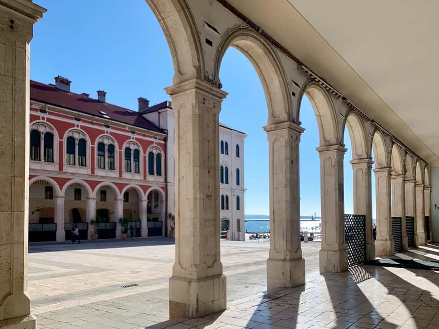 Split: Group or Private Walking Tour with Art Historian - Golden Gate to Silver Gate: walking Split like a map