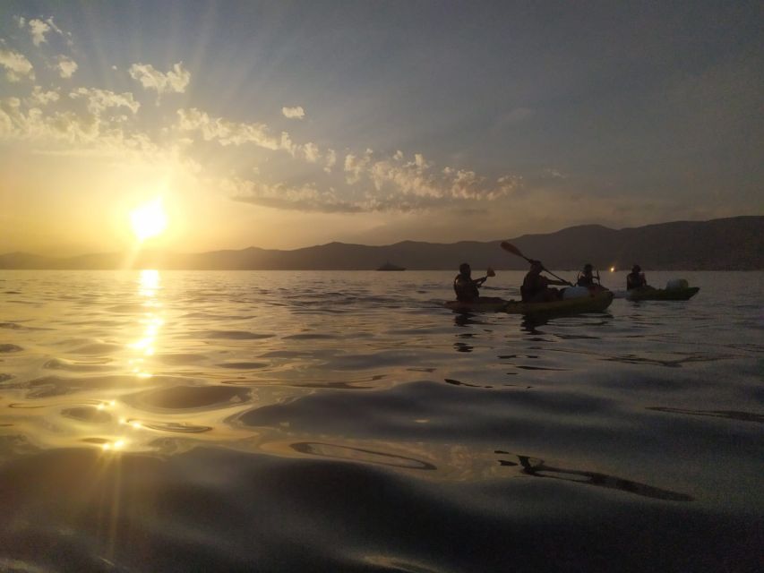 Split: Guided Sunset Sea Kayaking & Snorkeling Tour - Entering The Water: Bene Beach to Your First Paddle Stroke