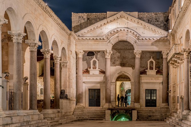 Split highlights – Evening walking tour - The Palace’s Peristyle: center stage of power, worship, and views