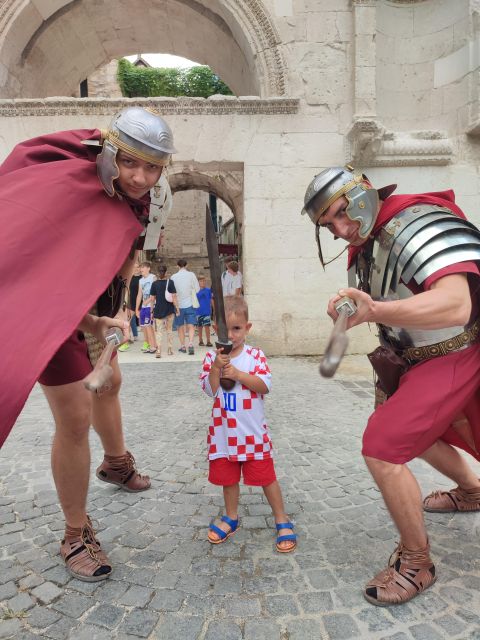 Split: Historical & Gastro Treasures Tour with Green Market - Diocletian’s Palace highlights: Peristil, Golden Gate, Pjaca
