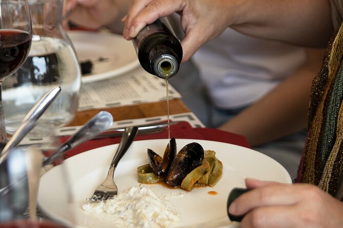 Split History and Gastro Small-Group Tour with Food and Drinks - What You’ll Actually Eat and Drink (The Included Course Flow)