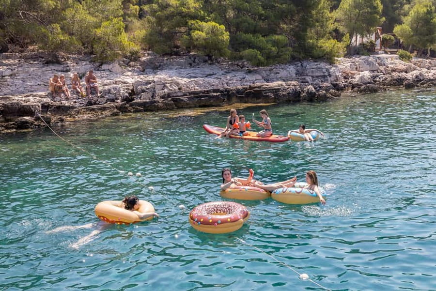 Split: Hvar, Brač, and Pakleni Cruise with Lunch and Drinks - Brac and Milna: Your 90 Minutes of Swim, Snorkel, and Slow Down