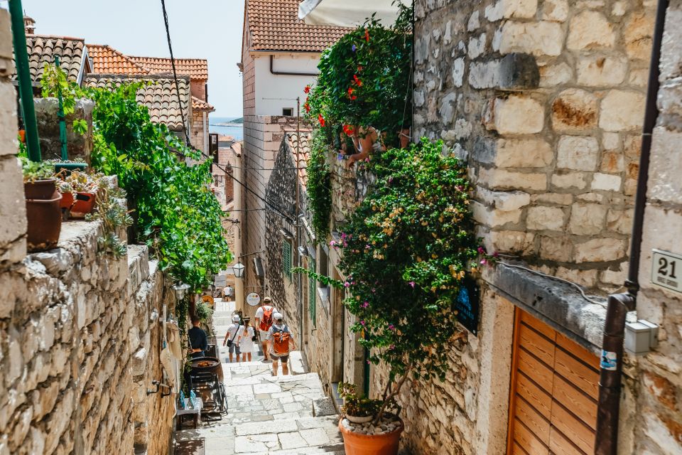Split: Hvar, Pakleni, Brač & Šolta All-inclusive Tour - Timing Reality: How the Day Splits Between Hvar Town and Swimming