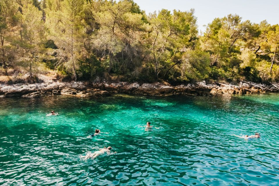 Split: Hvar, Pakleni, Brač & Šolta All-inclusive Tour - Brač Island Swim Stop: Your First Real Taste of the Adriatic