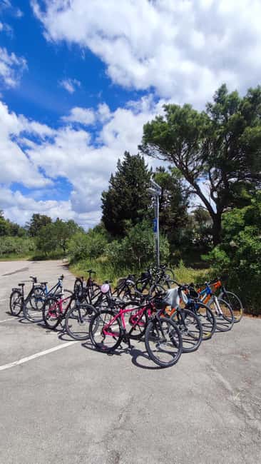 Split: Old Town and Marjan Park Bike Tour - Bikes, helmets, and the guide factor (the part that makes or breaks it)