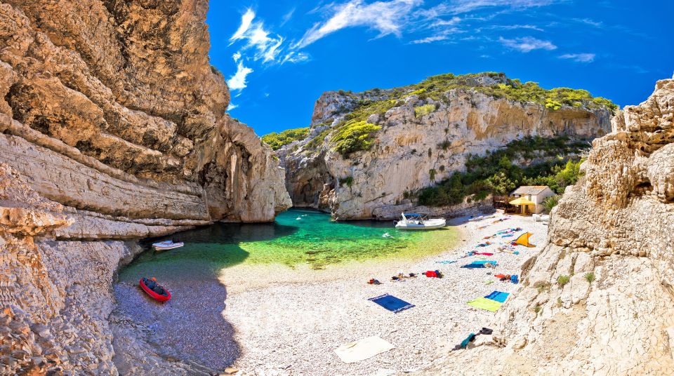 Split or Trogir: Blue Cave, Vis, and Hvar Speedboat Day Trip - Hvar City and the Fortress Views: Your Two-Hour Town Reset
