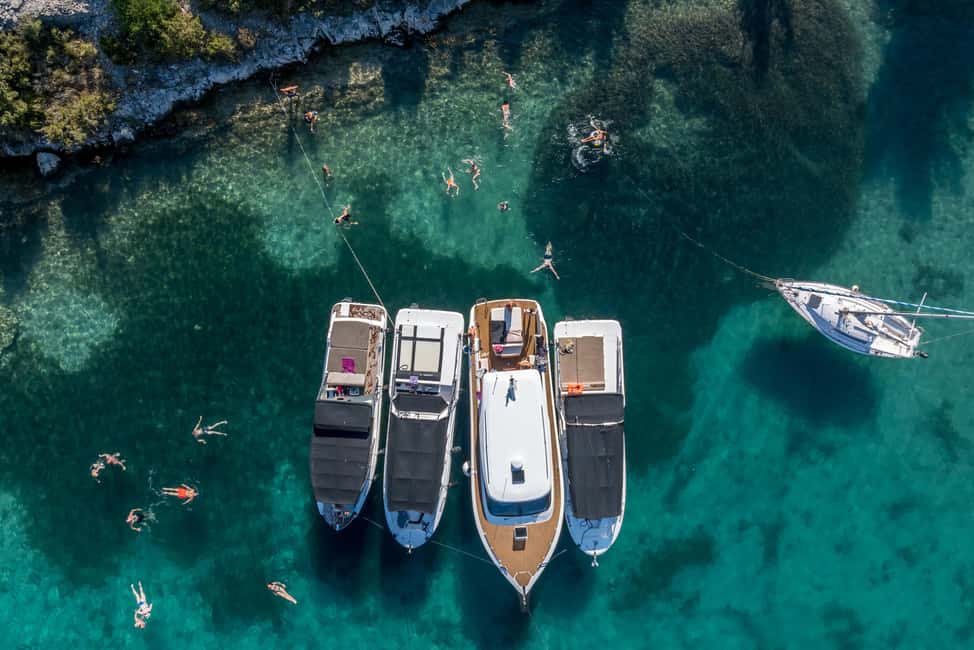 Split or Trogir: Blue Cave, Vis, and Hvar Speedboat Tour - Stiniva Cove photo stop: short stop, big wow potential