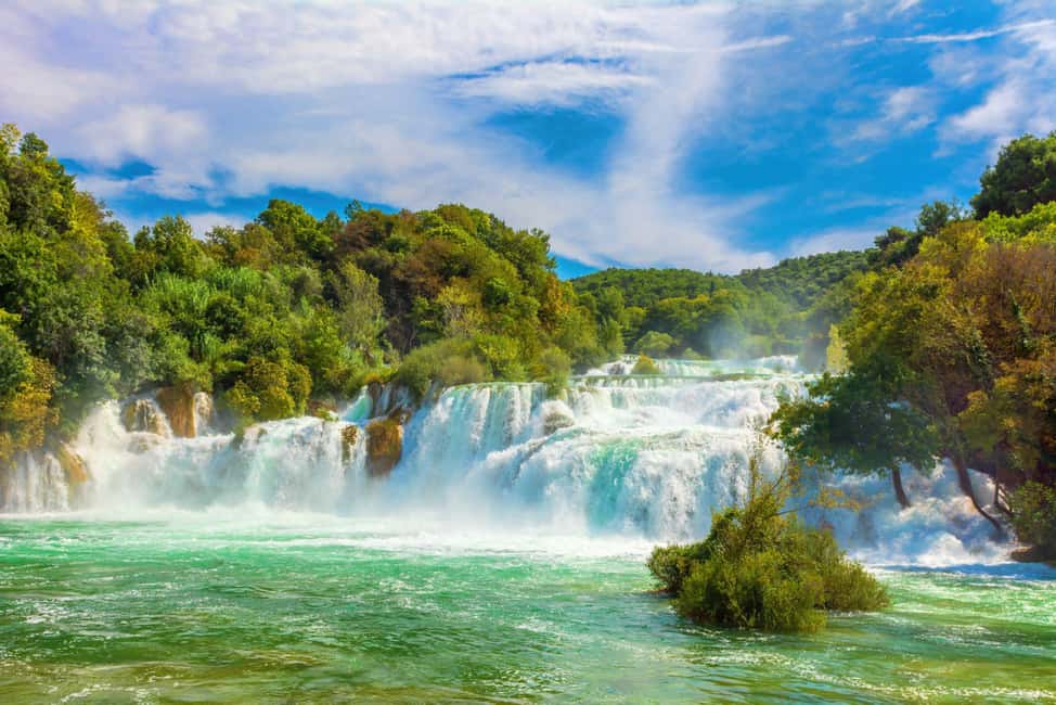 Split or Trogir: Krka Waterfalls & Wine and Food tasting - Leaving Split or Trogir: how the pickup shapes your whole day