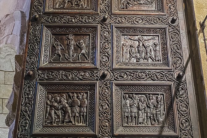 Split Palace & Old Town -Private walking tour- Entrance included - Why Diocletian’s Palace is the right anchor for Old Split