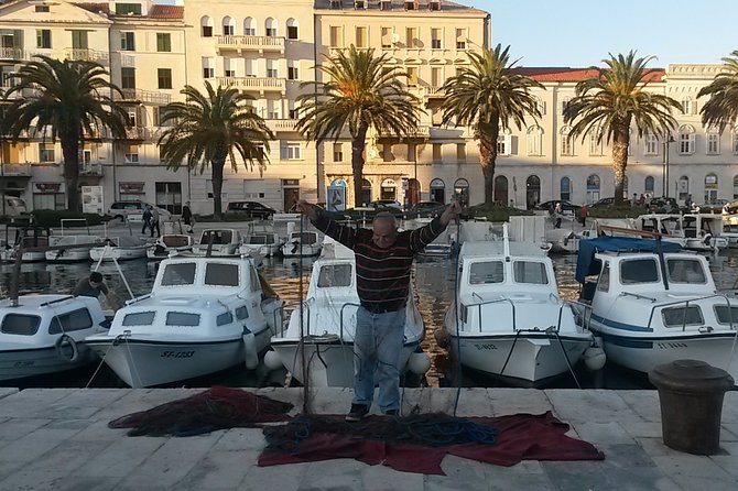 SPLIT-PREMIUM Emperor's Walking Tour for History Lovers + Museum - Riva Harbor: the waterfront reset before you hit the palace heart