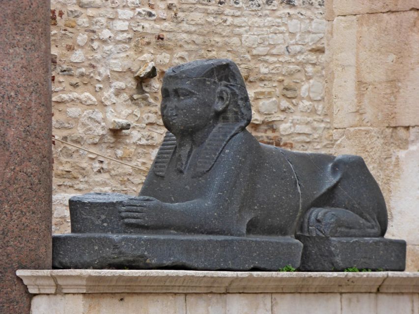 Split: Private Walking Tour in the Historical Town Center - Starting on Riva: The easy meeting point and the game plan