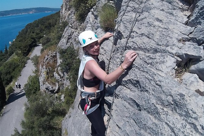 Split Rock Climbing Tour - What You Should Wear (So Your Feet Stay Happy)