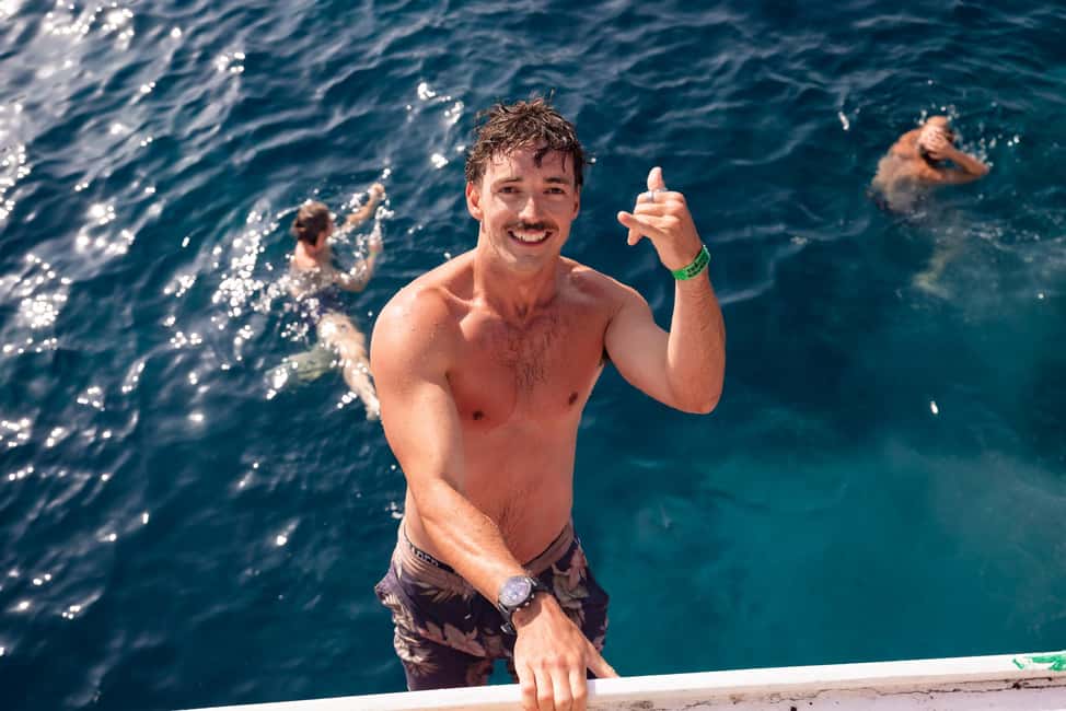 Split: Sunset Boat Party with Live DJs and Blue Lagoon Swim - The 2:30 PM Departure: DJs, the Onboard Host Crew, and a Second Free Shot
