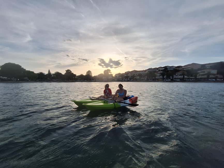Split: Sunset Guided Kayaking Tour - Swimming and cliff jumping: the fun part with a real safety note