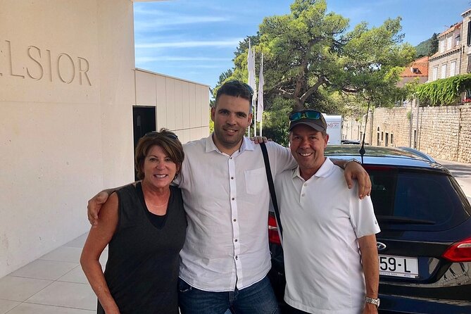 Split to Split Airport Private transfer 1-8 pax (Door to Door transfer) - Key things to know before you book