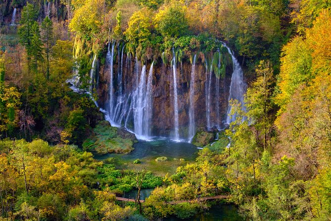 Split to Zagreb via Plitvice Lakes (3 hours stop is included) - Your ride: air-conditioned, Wi-Fi-enabled, and driven by pros