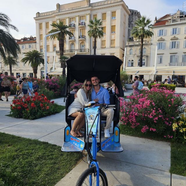 Split Tour in Private Electric Rickshaw - Quick hits before you ride