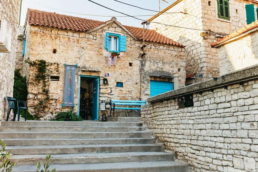 Split/Trogir: Blue Lagoon and 3 Islands Speedboat Tour - Who should book this, and who should skip it
