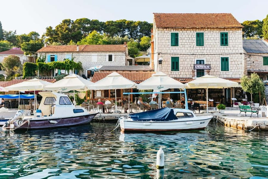 Split/Trogir: Blue lagoon and 3 islands speedboat tour - Meeting Point Reality: No Hotel Pickup, Morning or Afternoon