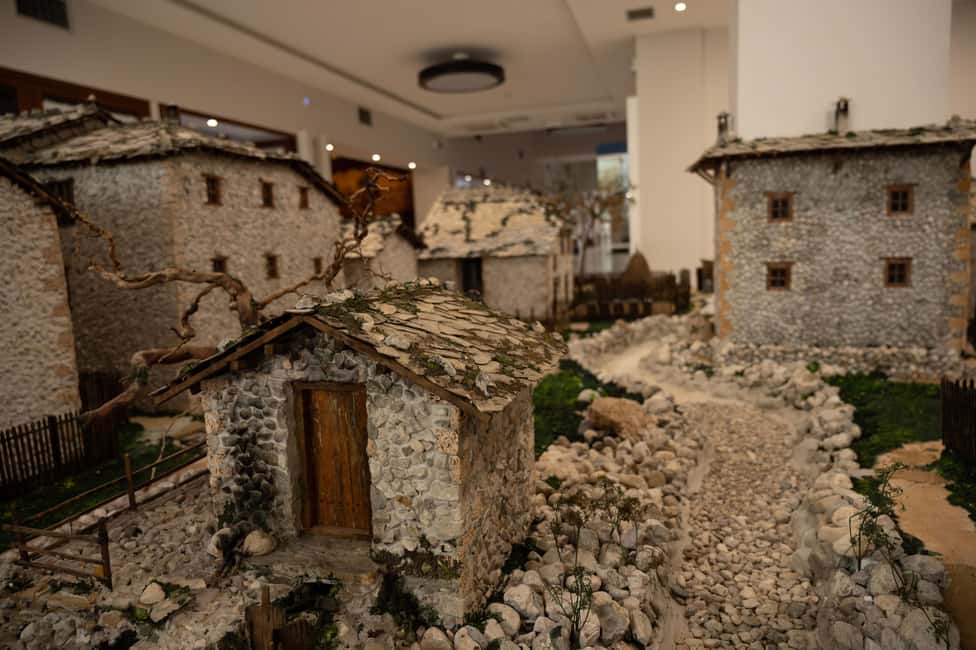 Split/Trogir: Mostar and Medjugorje Tour with Wine Tasting - From Split or Trogir: how the ride and timing feel